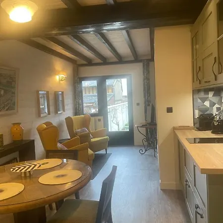 Nid Douillet Appartement Pont-Audemer Buitenkant foto